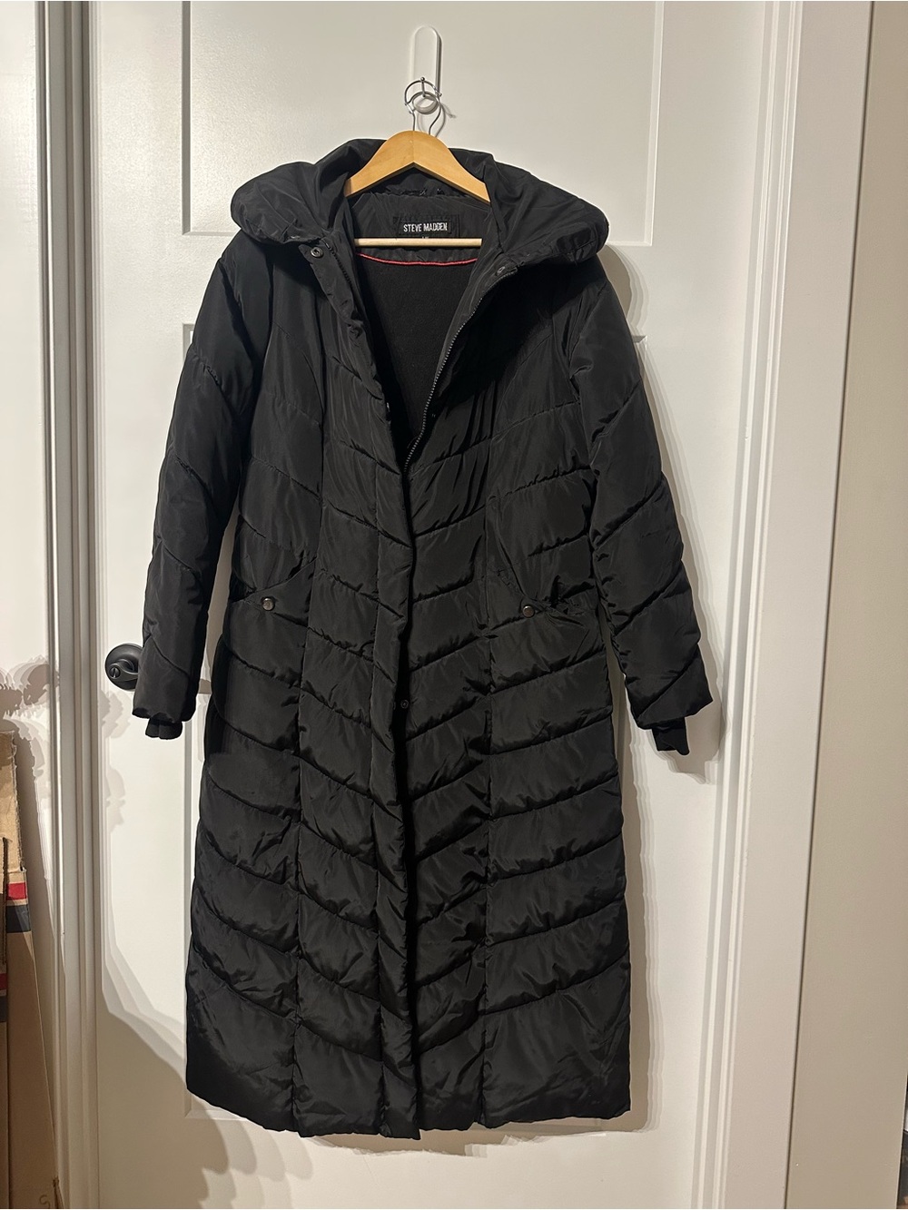 Steve Madden Women's Black Long Chevron Maxi Puffer Coat with Hood-Winter Jacket
